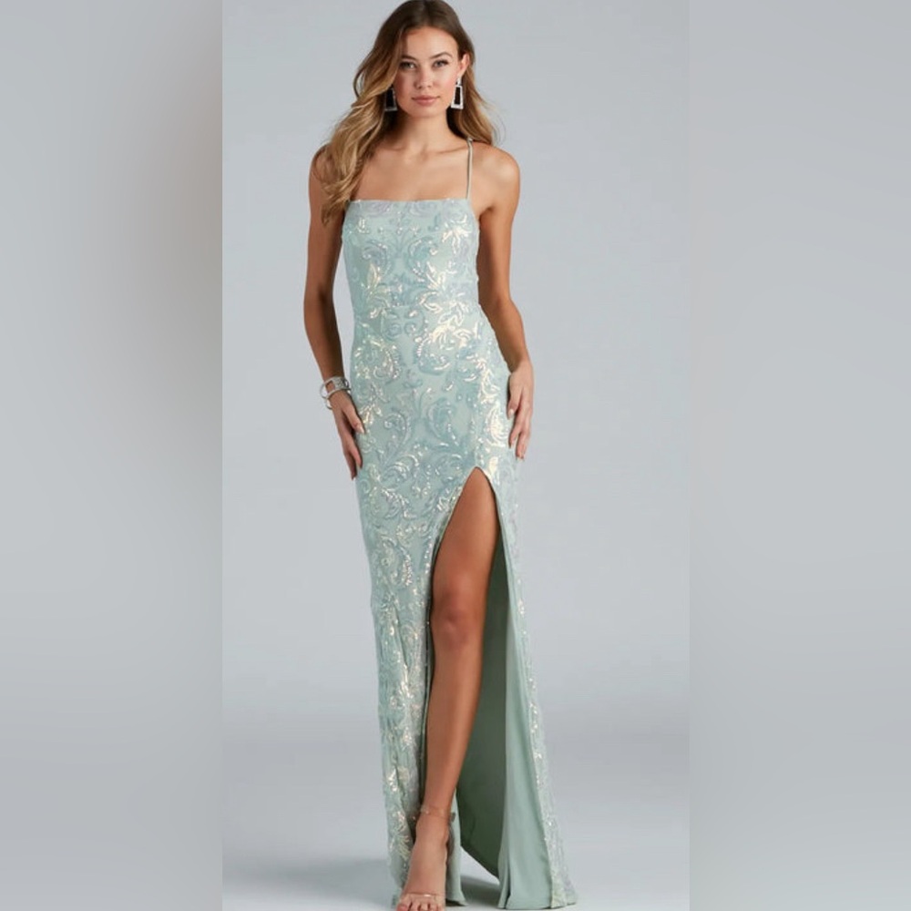 NWT Mint Green Sequin Lace Up Prom Dress